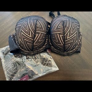 Brand new Adore Me 36DD panties size L